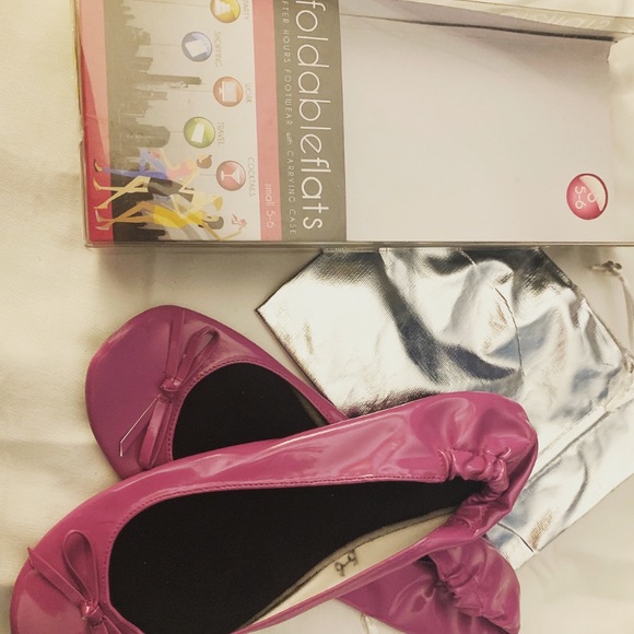 🆑👣Foldable Flats - Picture 1 of 3